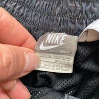 Nike Vintage Shell Shorts (Womens XS)
