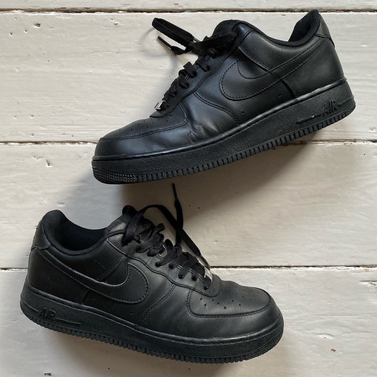 Nike Air Force 1 Black (UK 9)