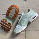 Nike Air Max Jewel (UK 5)