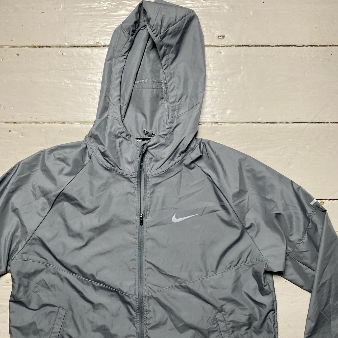 Nike Running Jacket Silver (Medium)