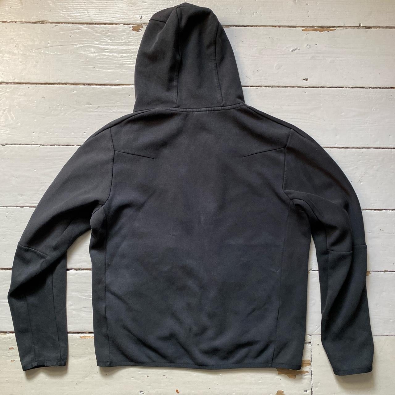 Nike Tech Fleece Black Hoodie (Medium)