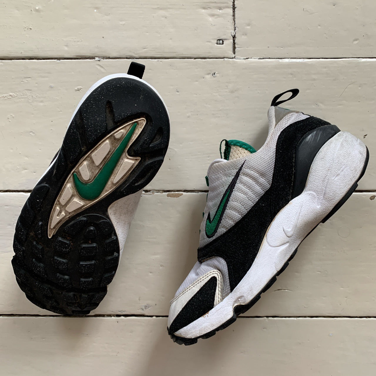 Nike Footscape 1996 Vintage Trainers (UK 8)