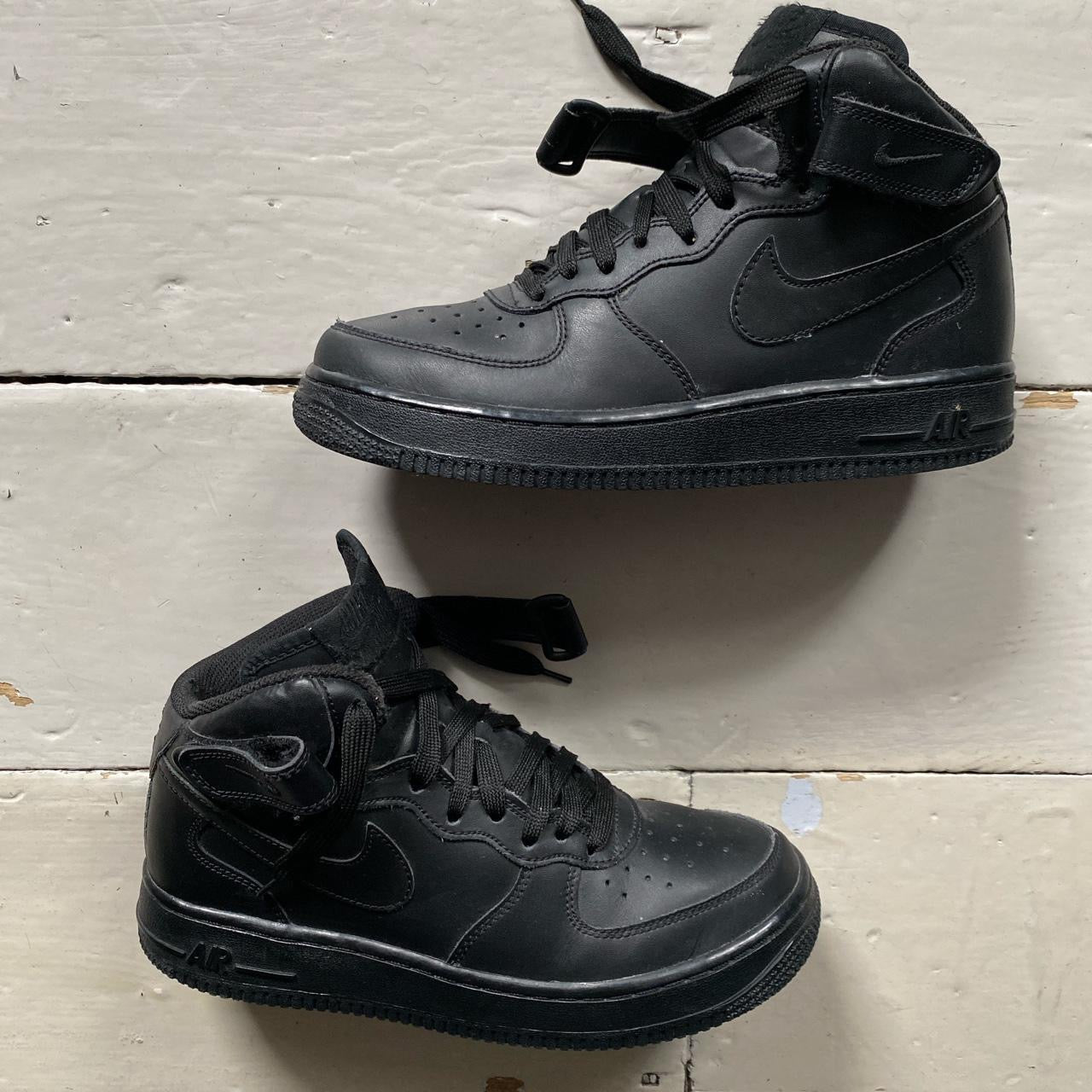 Nike Air Force 1 Mid Black (UK 5)