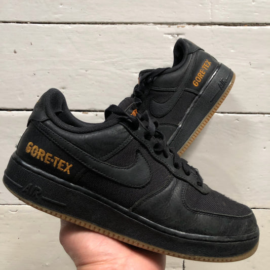 Nike Air Force 1 Goretex Black (UK 6)