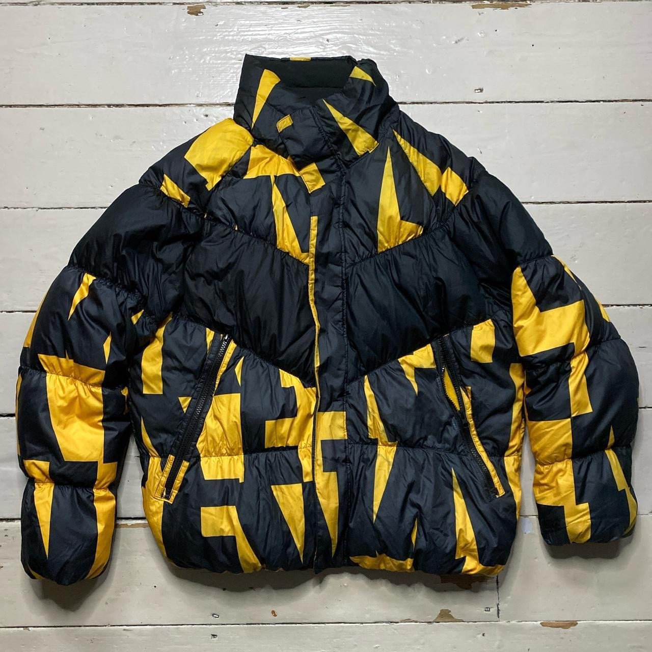 Nike Puffer Jacket (Medium)