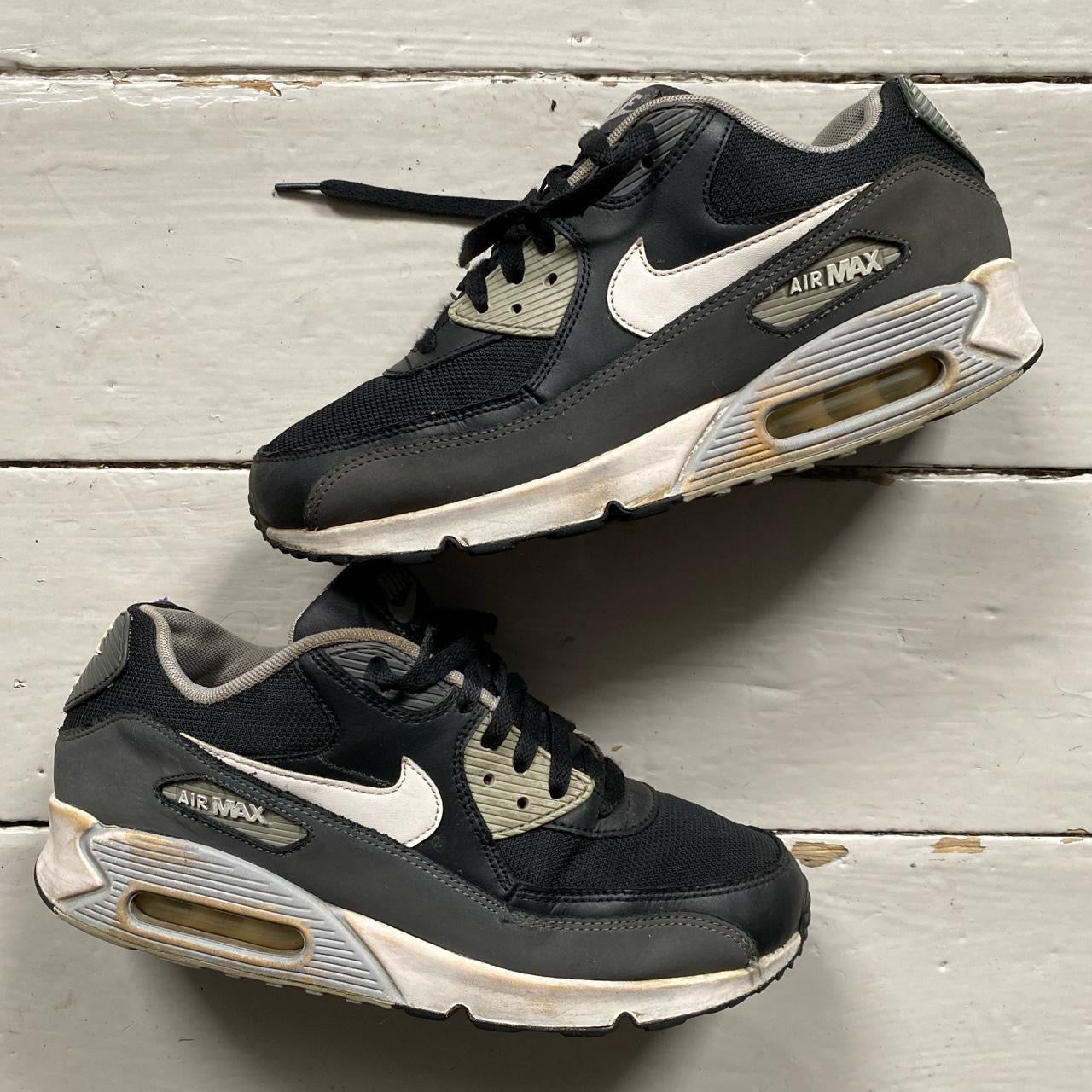 Nike Air Max 90 Black and White (UK 9.5)