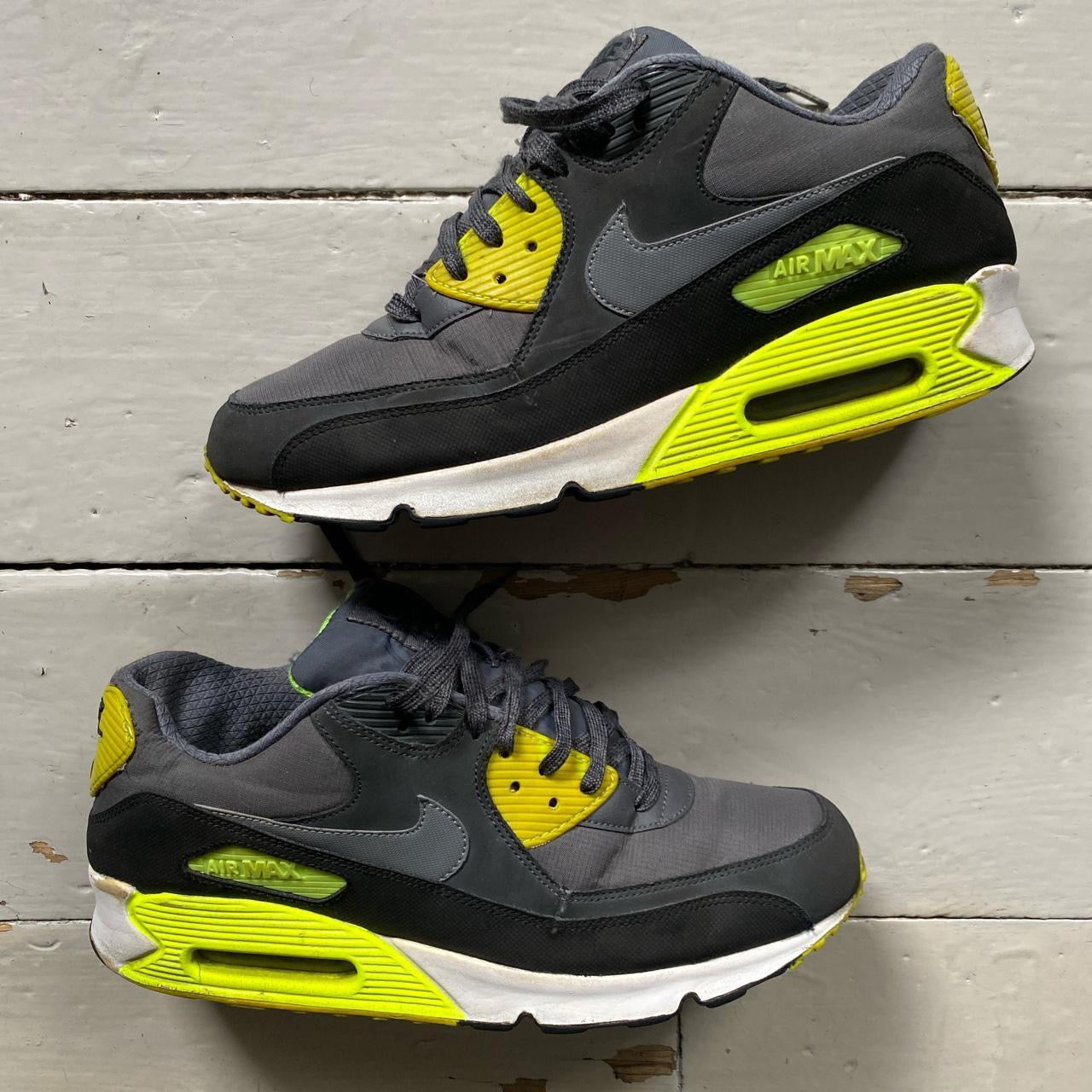 Nike Air Max 90 Dark Grey Volt (UK 11)