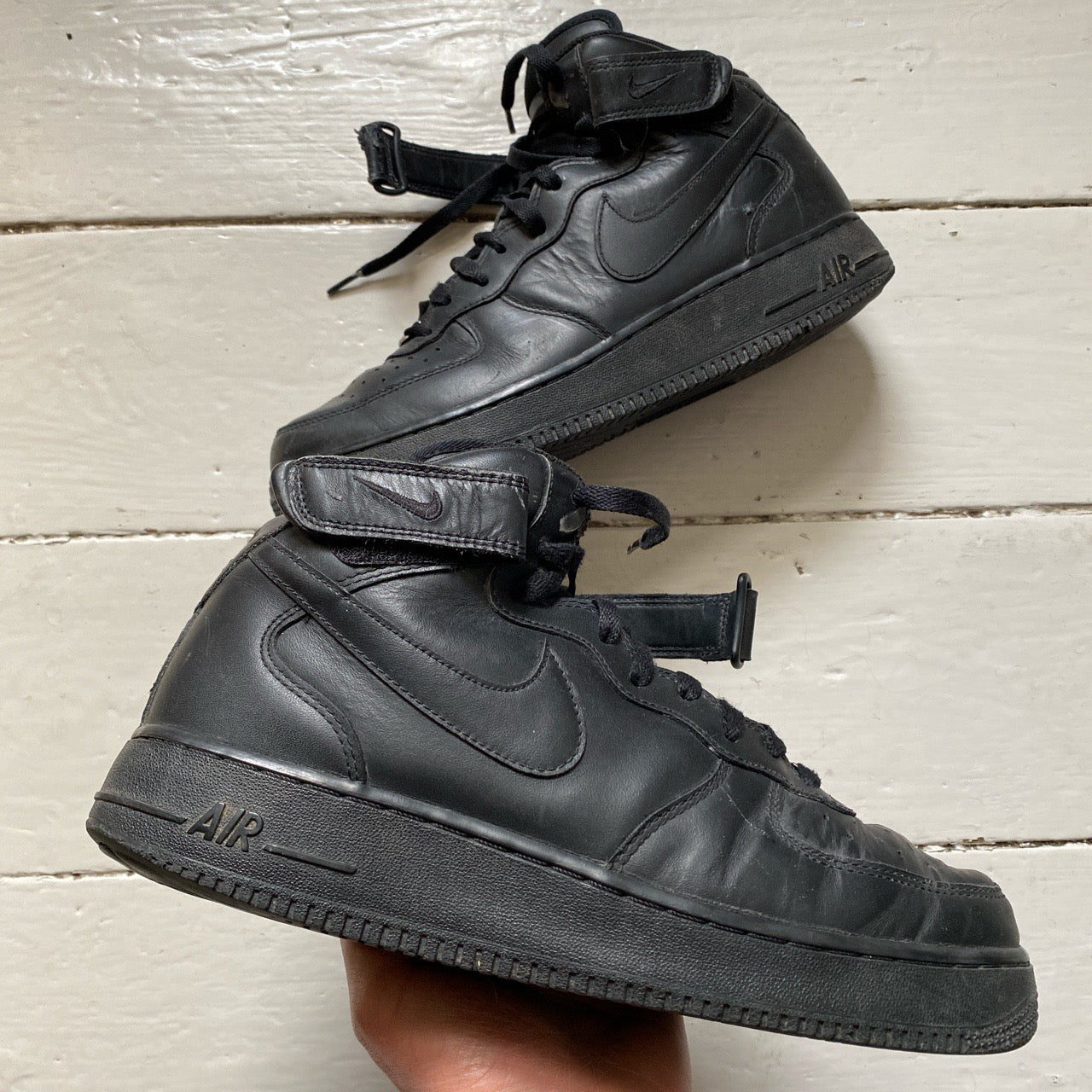 Nike Air Force 1 Mid Black (UK 9)