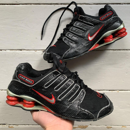 Nike Vintage Shox Black and Red (UK 7)