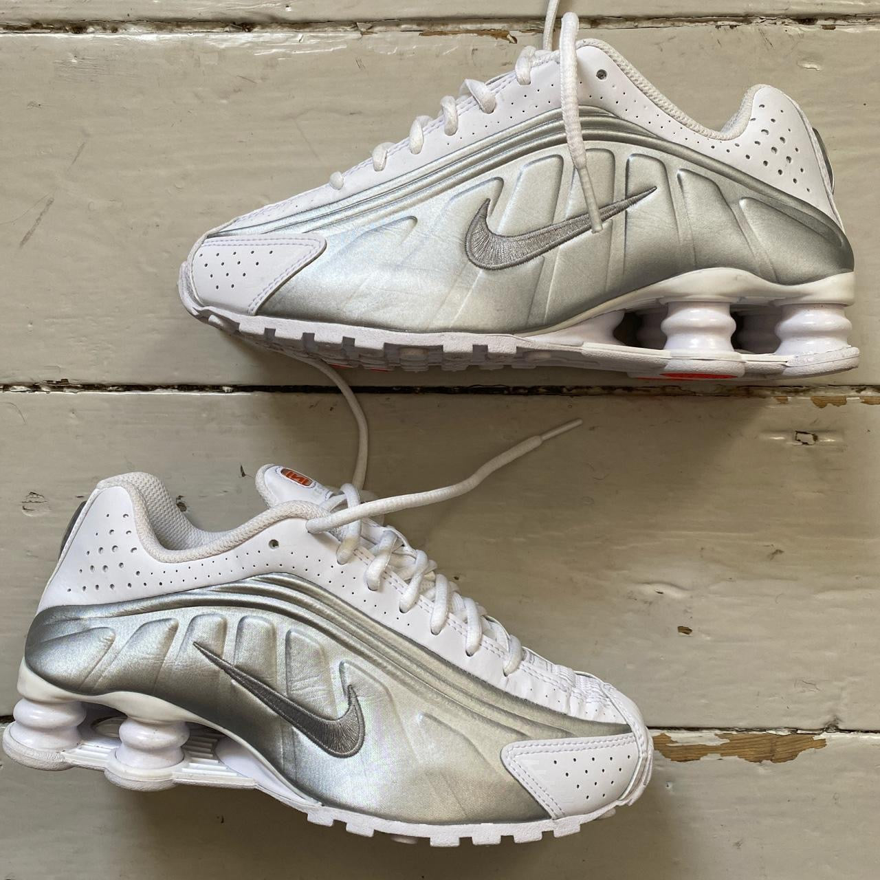 Nike Shox R4 White (UK 4.5)