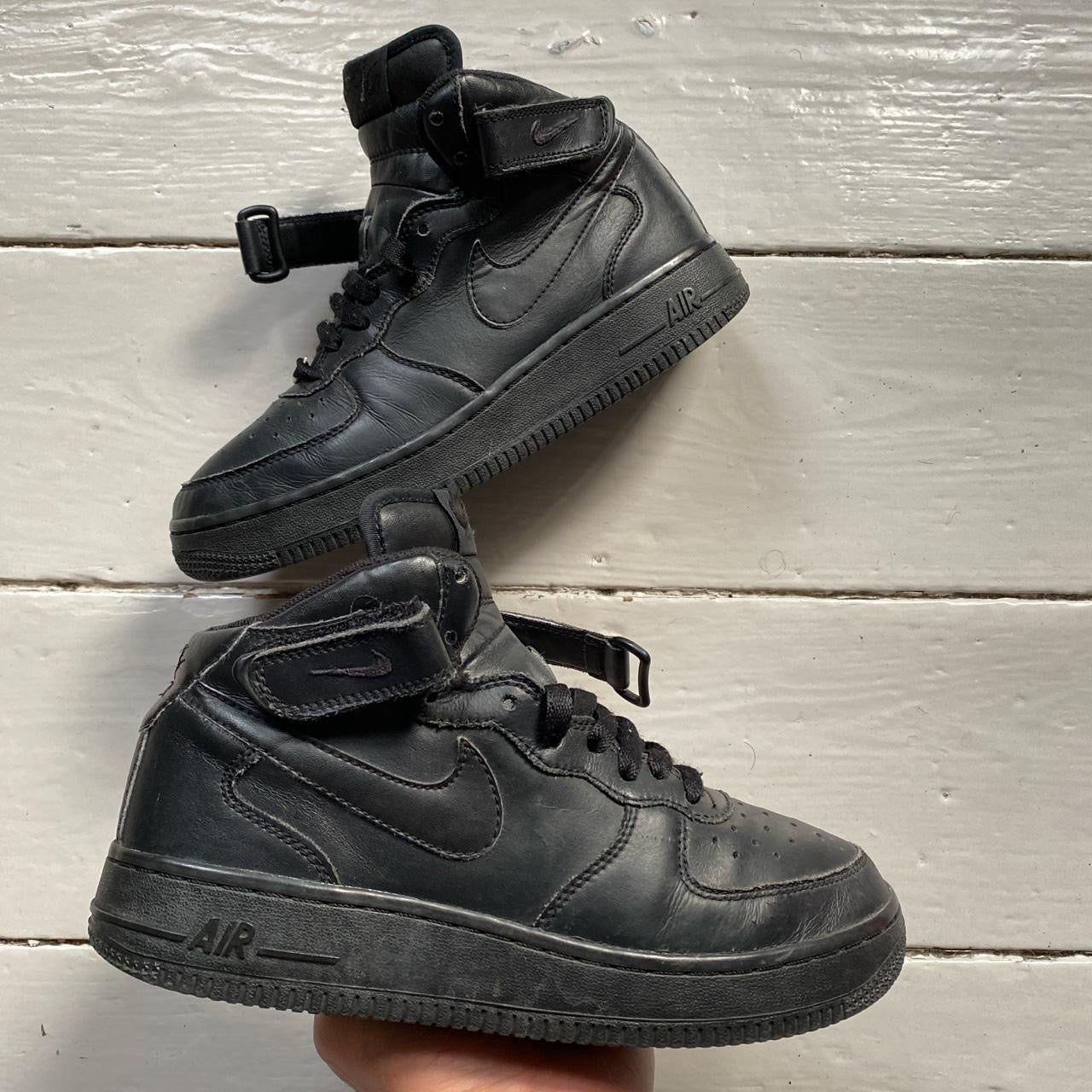 Nike Air Force 1 Mid Black (UK 5)