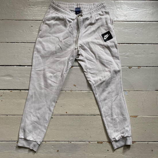 Nike Box Logo joggers (Medium)