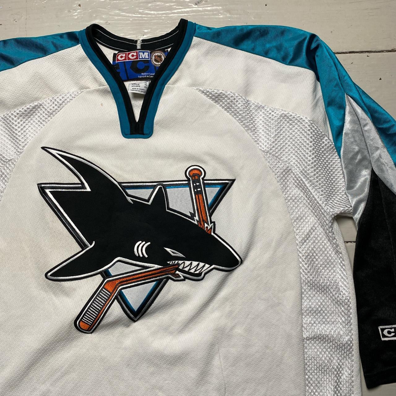 San Jose Sharks CCM Hockey Jersey (XL)
