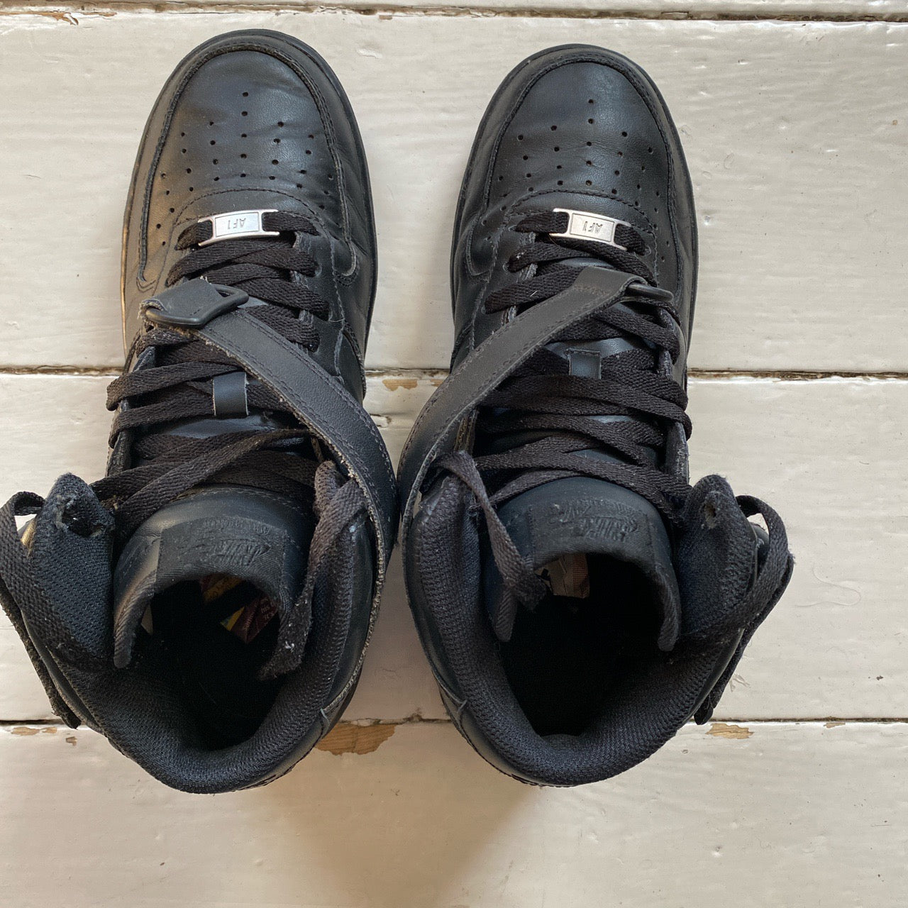 Nike Air Force 1 Mid Black (UK 8.5)