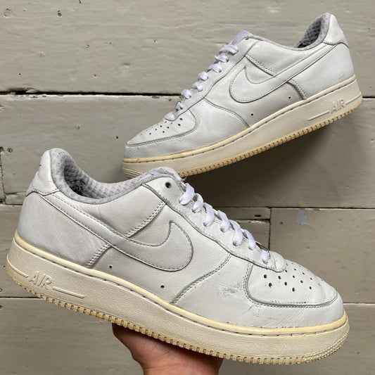 Nike Air Force 1 White Vintage 2006 (UK 11)