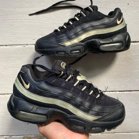 Nike Air Max 95 Black and Gold (UK 4.5)