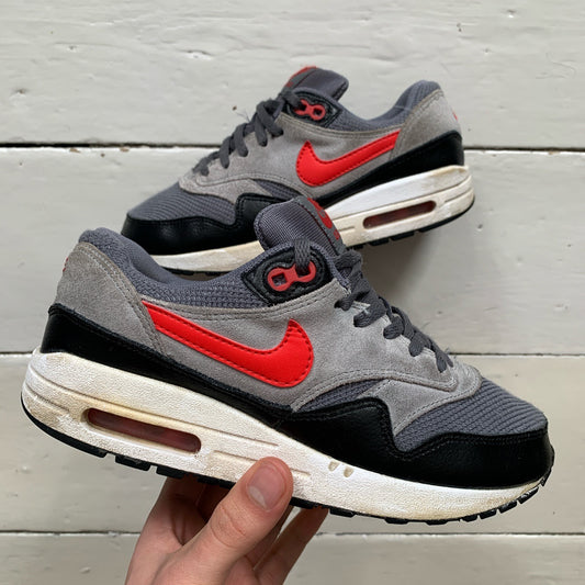Nike Air Max 1 Black Grey Red (UK 4)