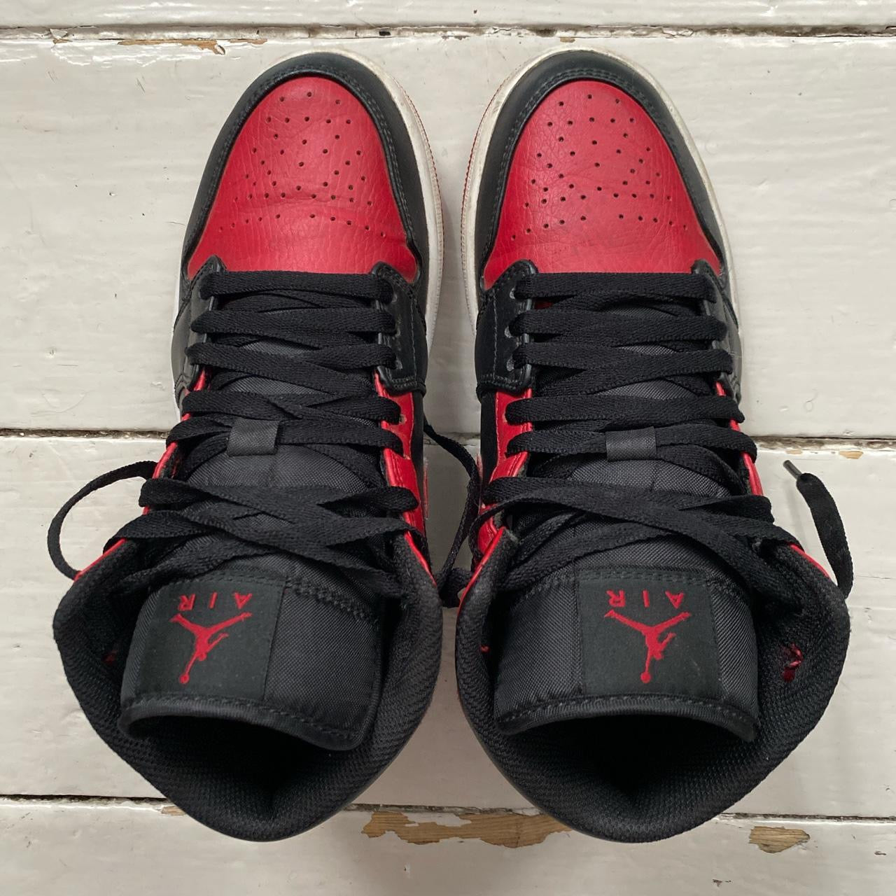 Jordan 1 Mid Banned (UK 6)