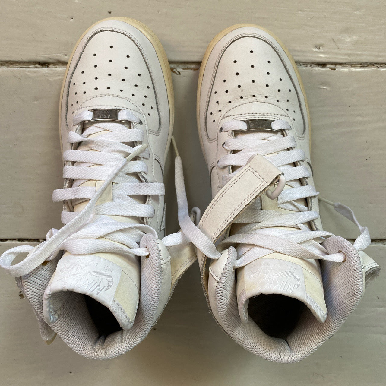 Nike Air Force 1 Mid White (UK 5)