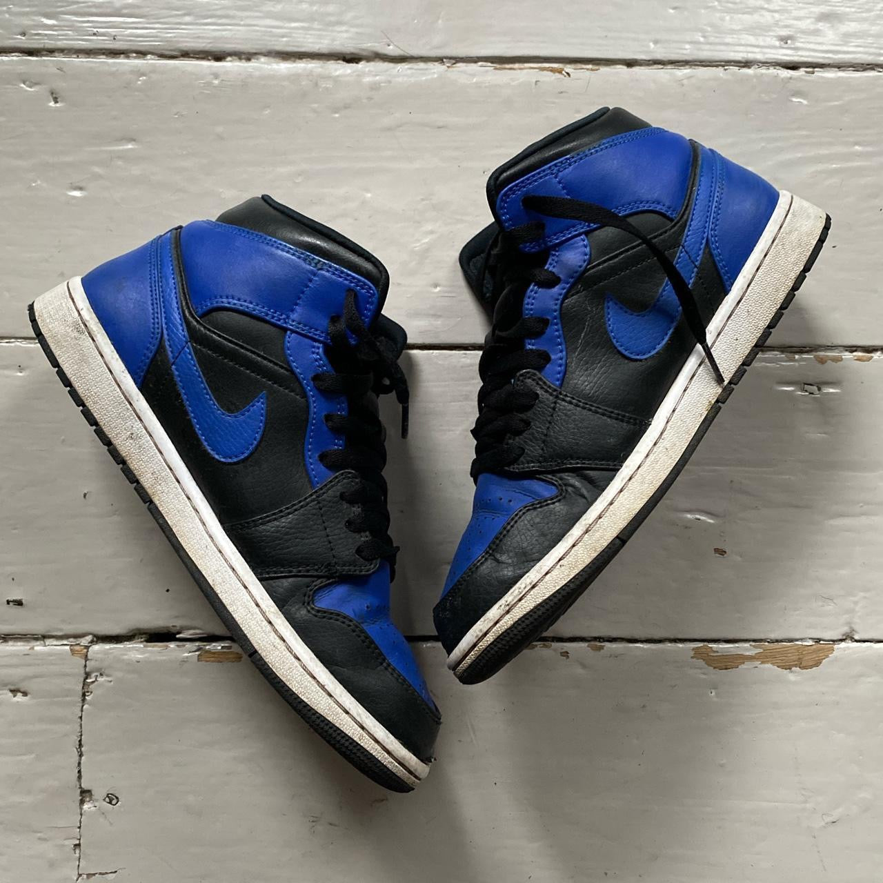 Jordan 1 Mid Hyper Royal (UK 7.5)