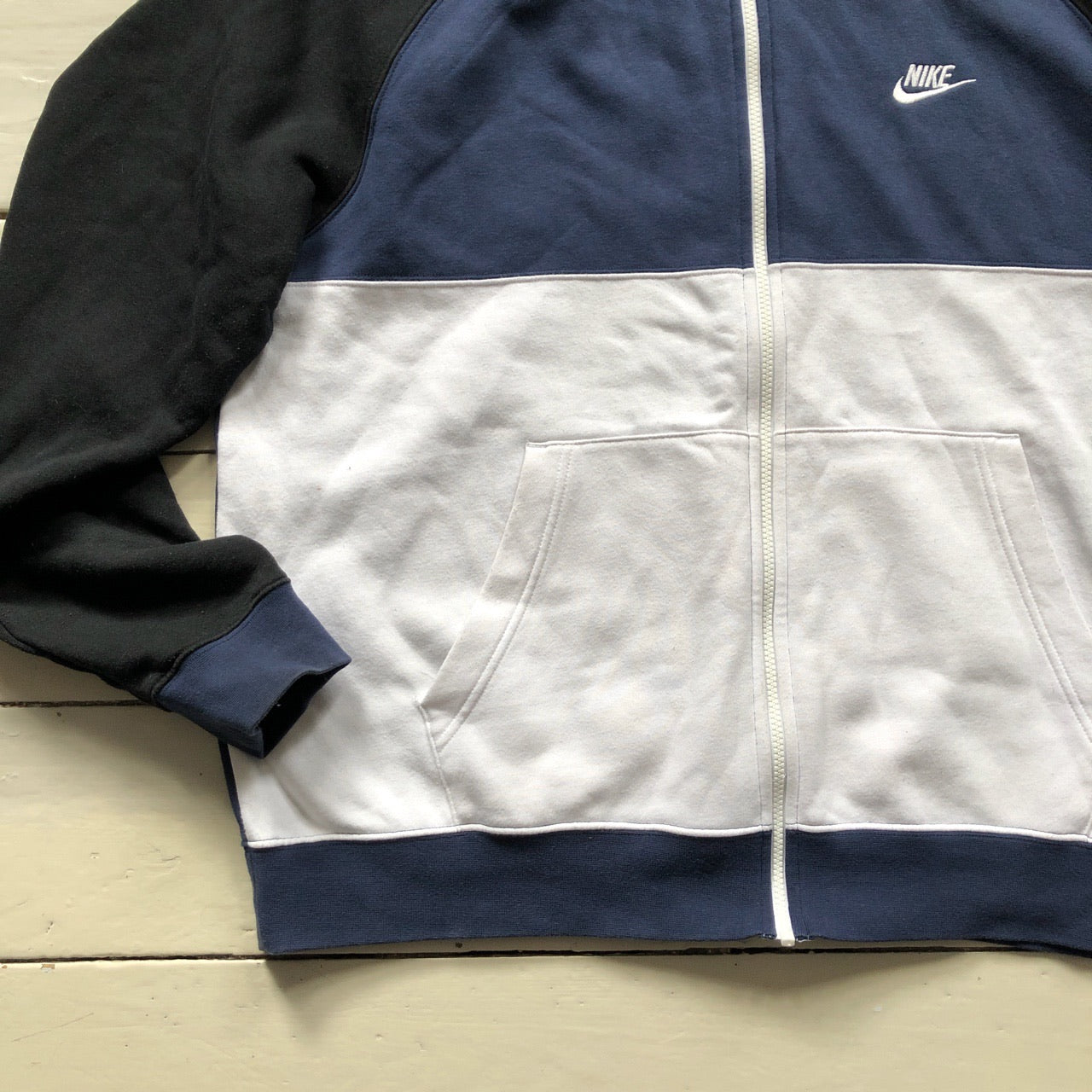 Nike Swoosh Zip Up Sweatshirt (XXL)