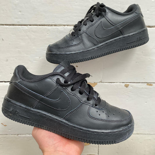 Nike Air Force 1 Black (UK 4.5)