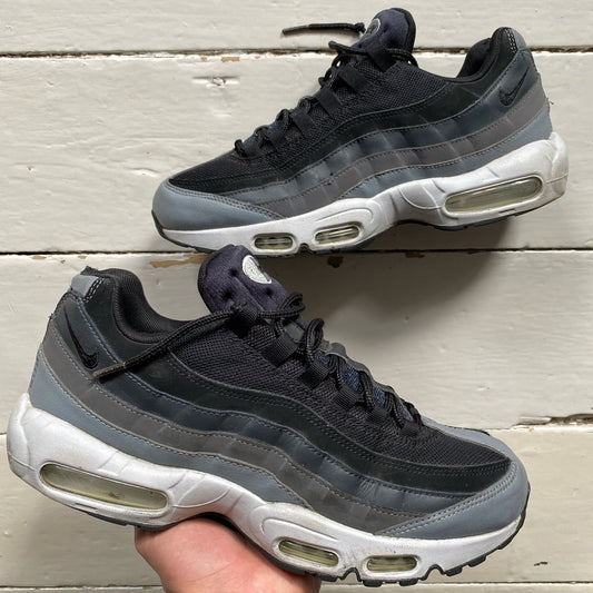 Nike Air Max 95 Black Grey and White (UK 9)