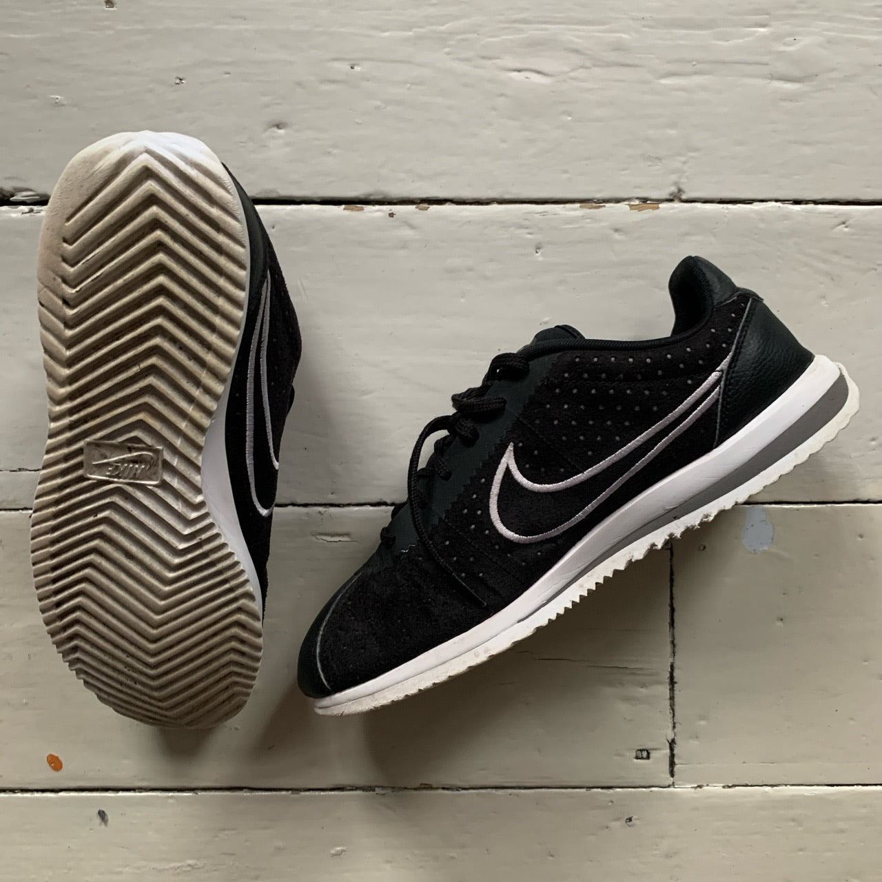 Nike Cortez Ultra Black and White (UK 9)