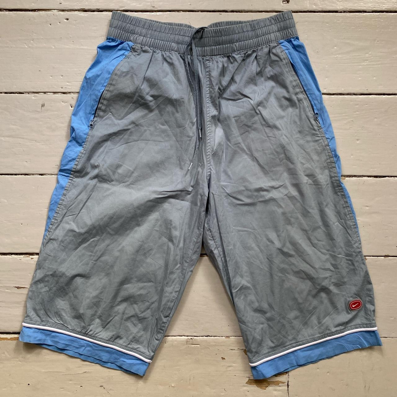 Nike Vintage Swoosh Shorts (Medium)