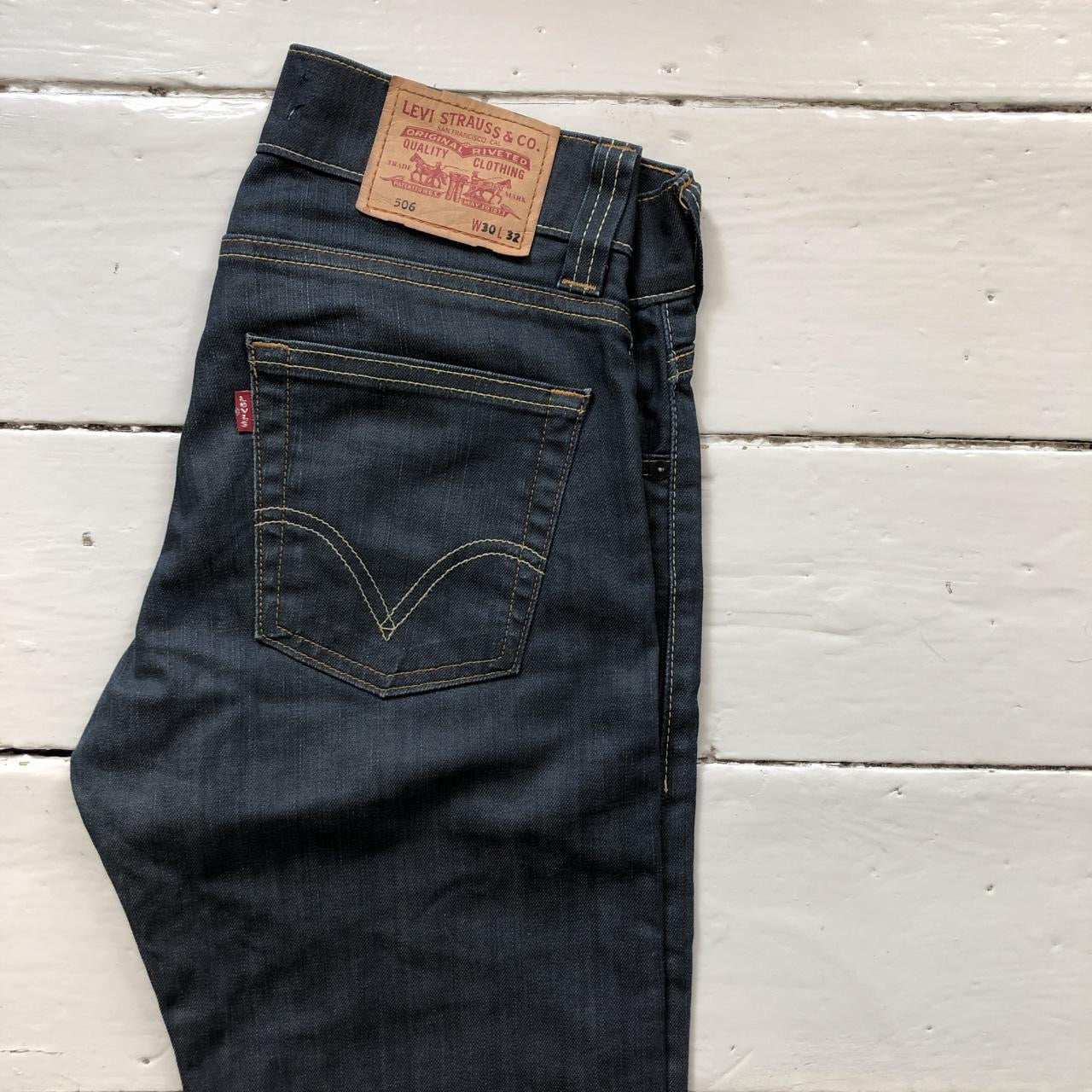 Levis 506 Dark Jeans (30/32)