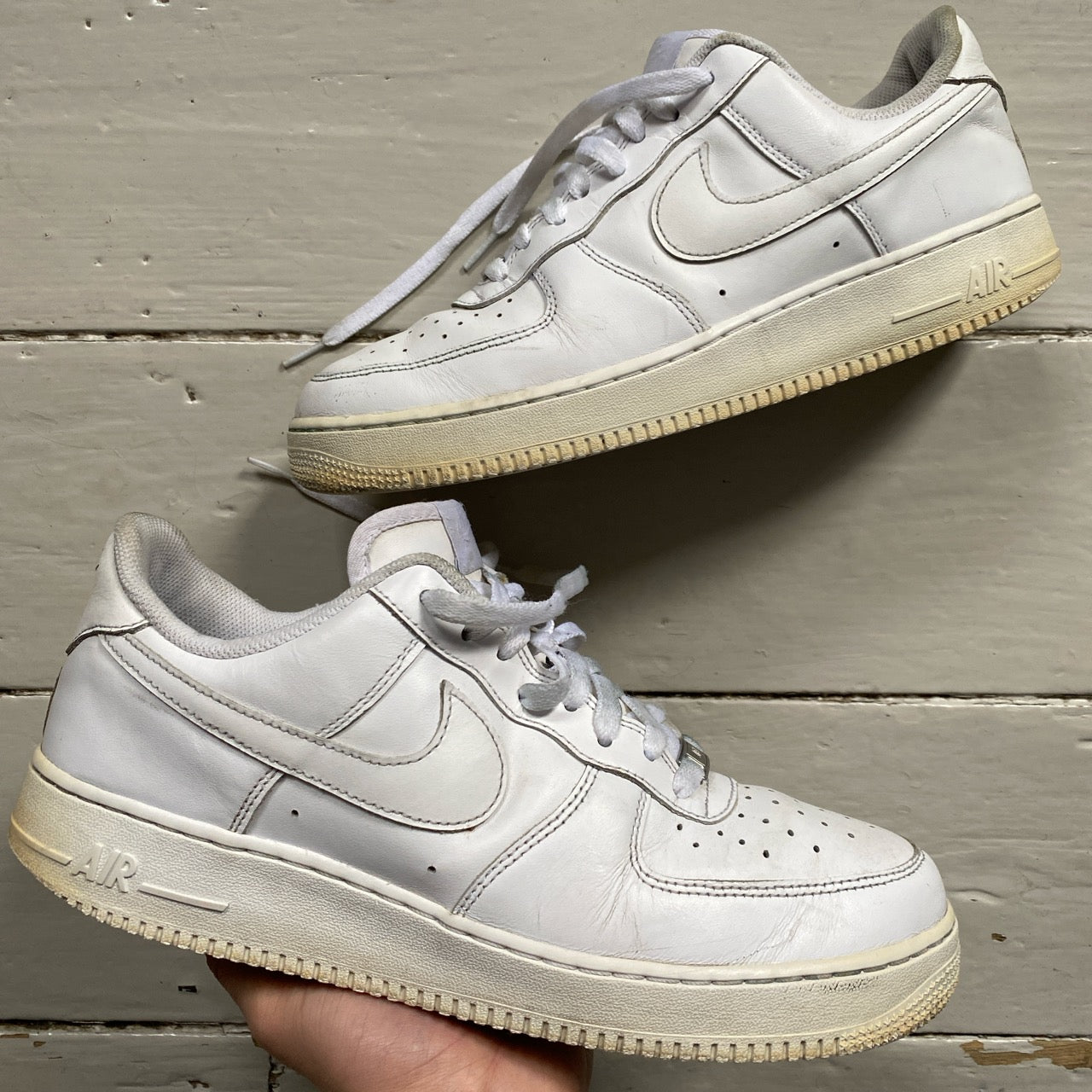 Nike Air Force 1 White (UK 9)