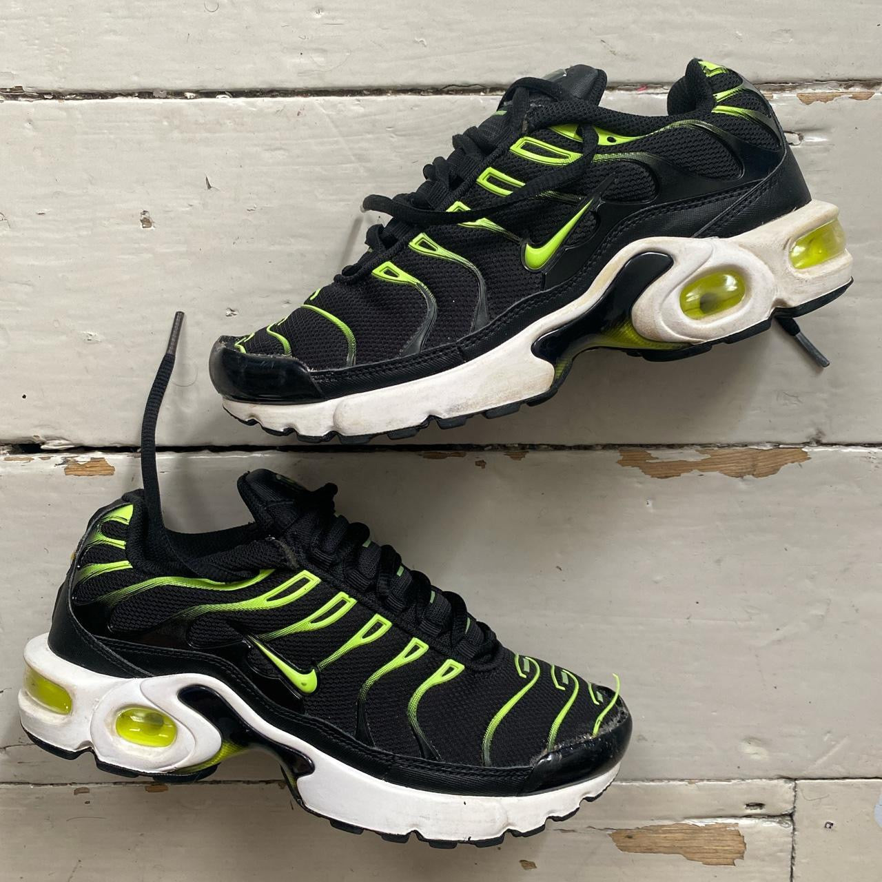 Nike TN Air Max Plus Black Volt (UK 4.5)