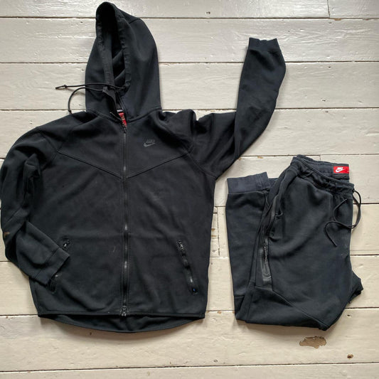 Nike Tech fleece Old Season Black Tracksuit (Large)