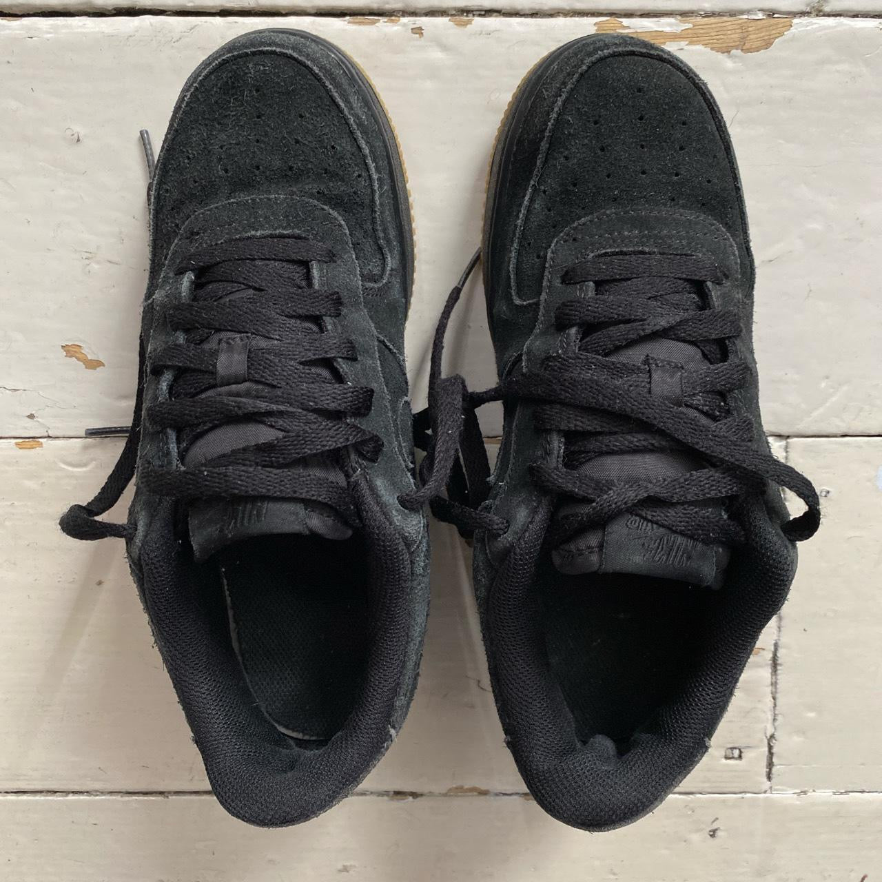 Nike Air Force 1 Black Suede Gum Sole (UK 6)