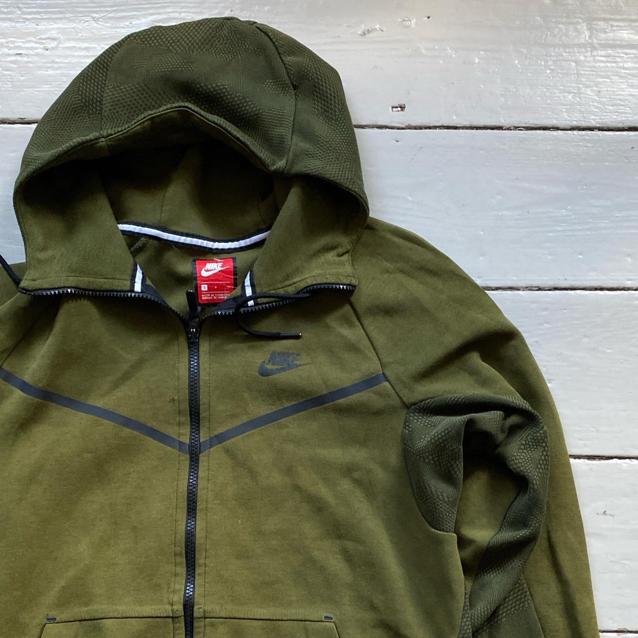 Nike Tech Fleece Khaki Hoodie (Small)