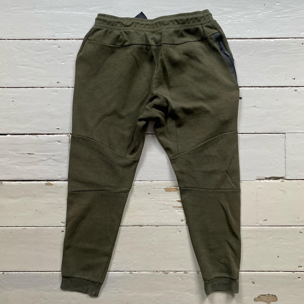 Nike Tech Fleece Khaki Joggers (Large)