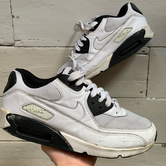 Nike Air Max 90 White and Black (UK8.5)