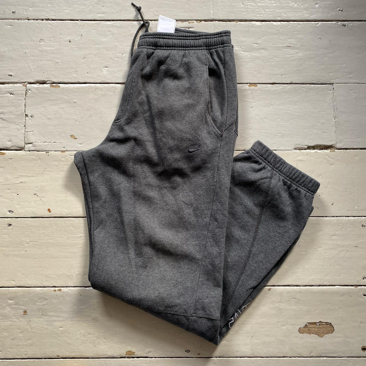 Nike discount spellout joggers