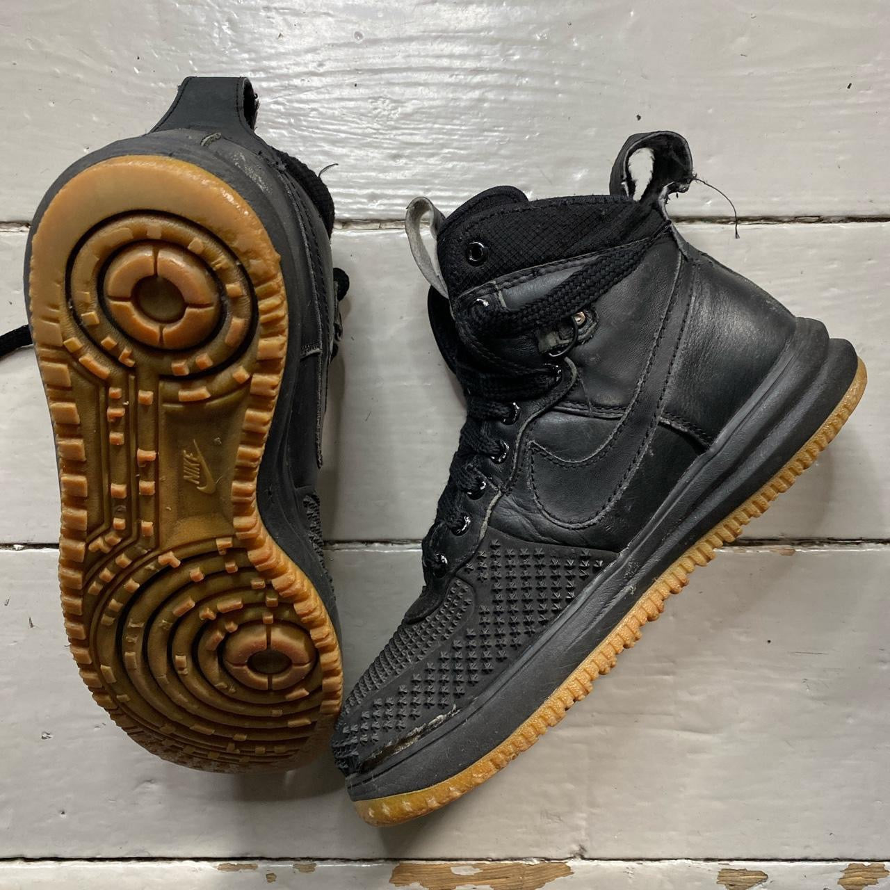 Nike Air Force 1 Watershield (UK 7.5)