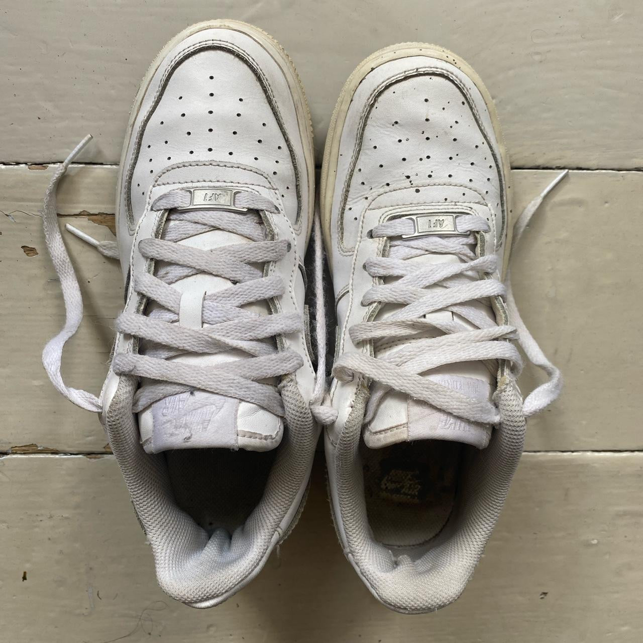 Nike Air Force 1 White (UK 5)