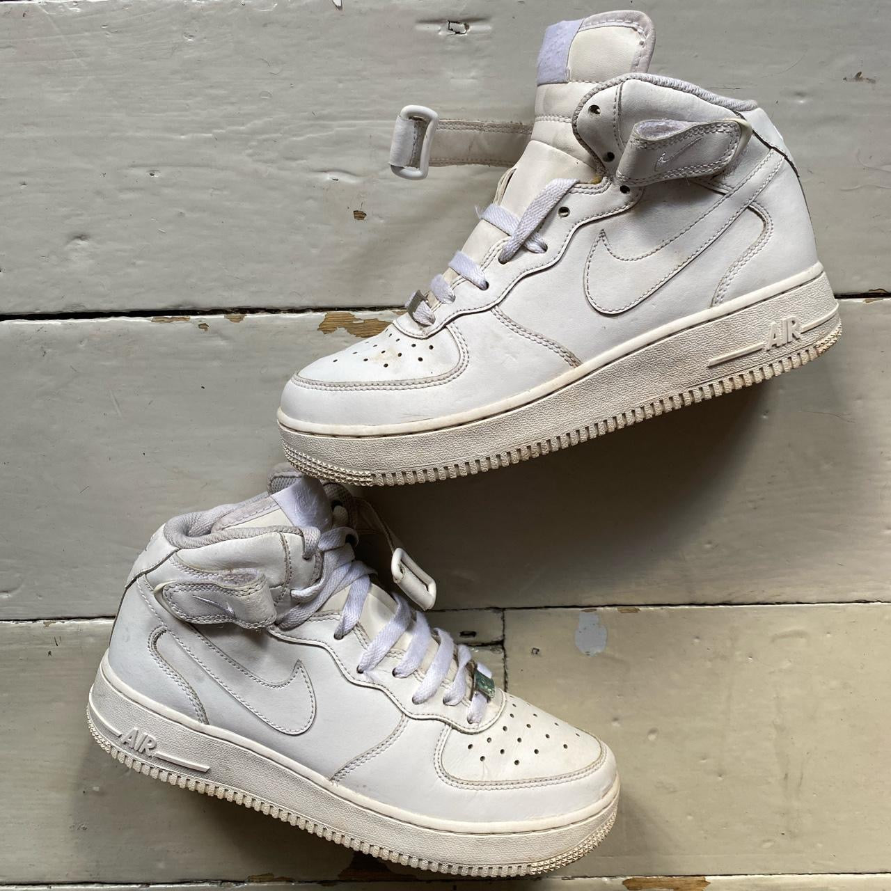 Nike Air Force 1 Mid White (UK 5.5)