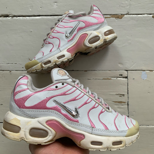 Nike TN Air Max Plus Vintage 2002 Pink and White (UK 4)