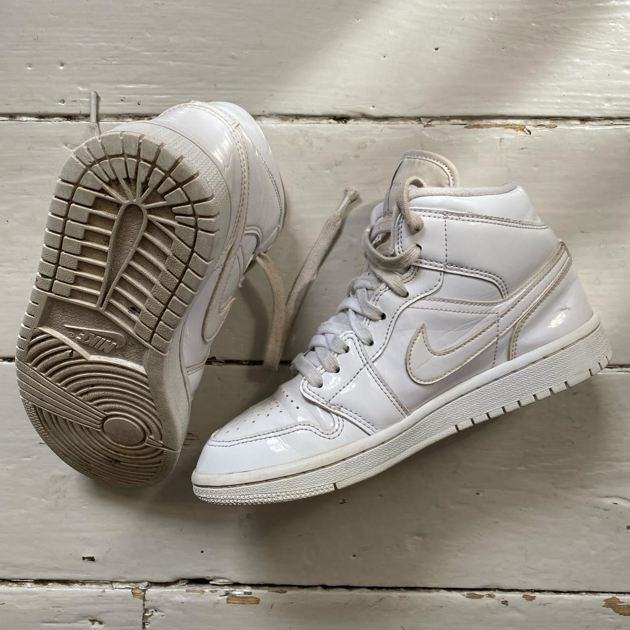 Jordan 1 Patent White (UK 4)