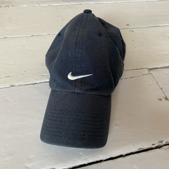 Nike Swoosh Black and White Cap