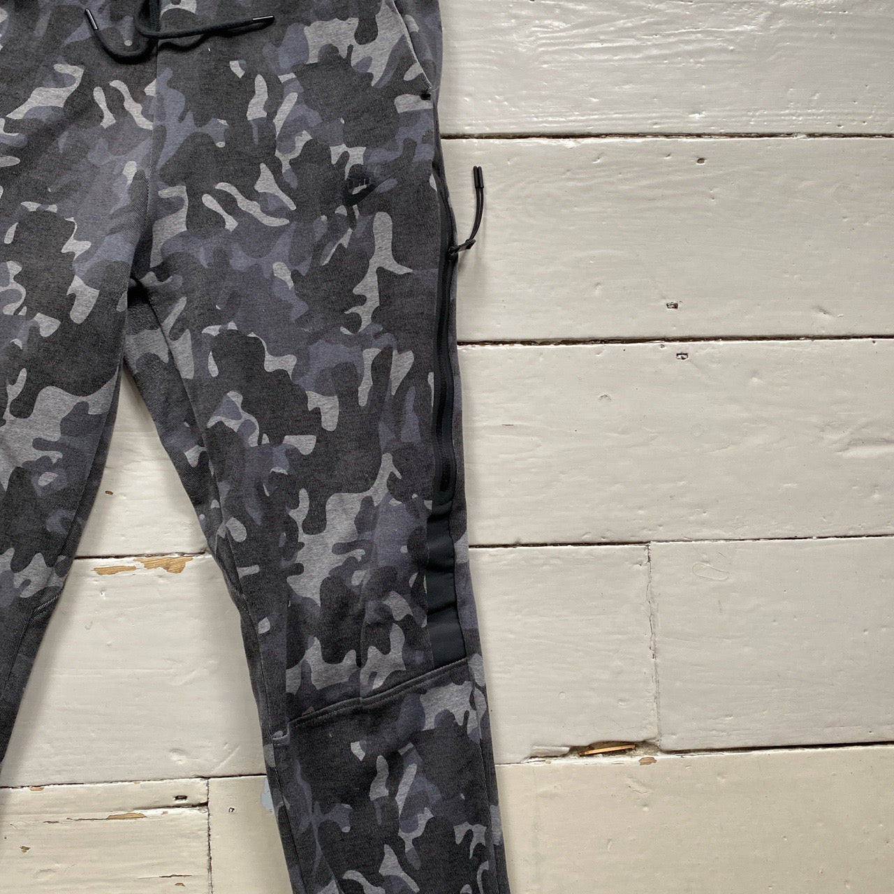 Nike Tech Fleece Grey Camouflage Bottoms (Small)