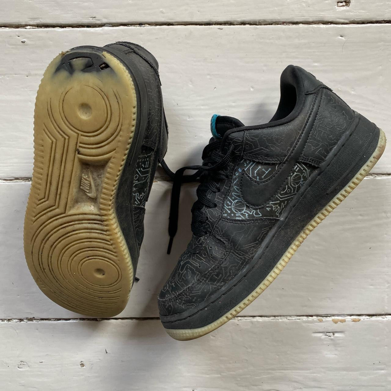 Nike Air Force 1 Black (UK 6)