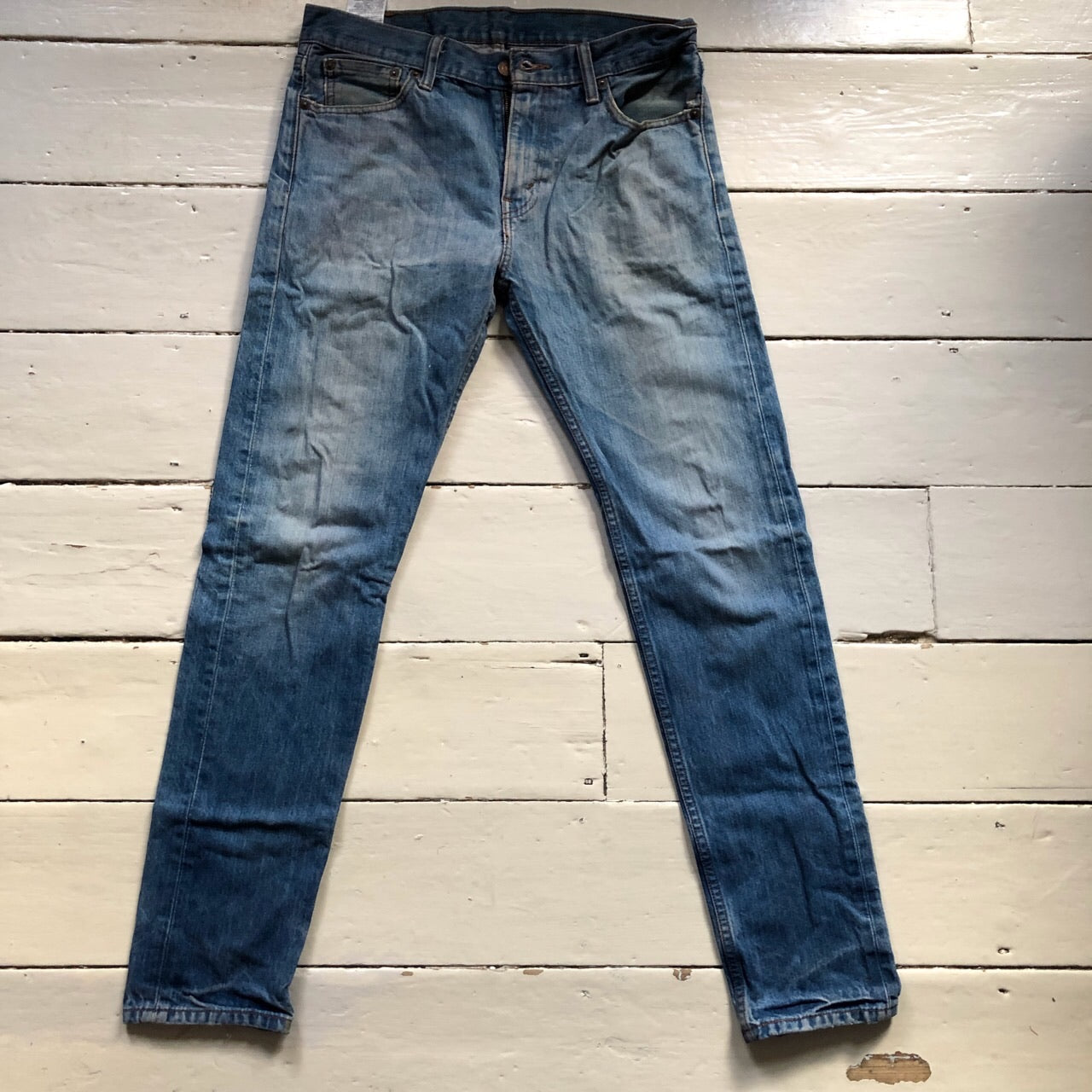 Levis Slim Fit Stonewash Jeans (30/32)