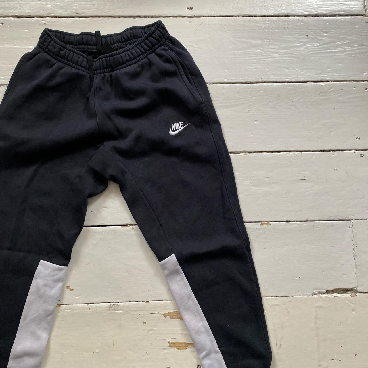 Nike Swoosh Black Joggers (XS)
