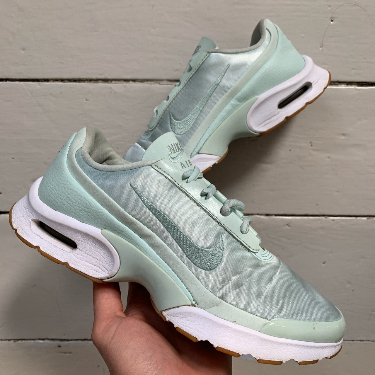 Nike Air Max Jewel (UK 5)