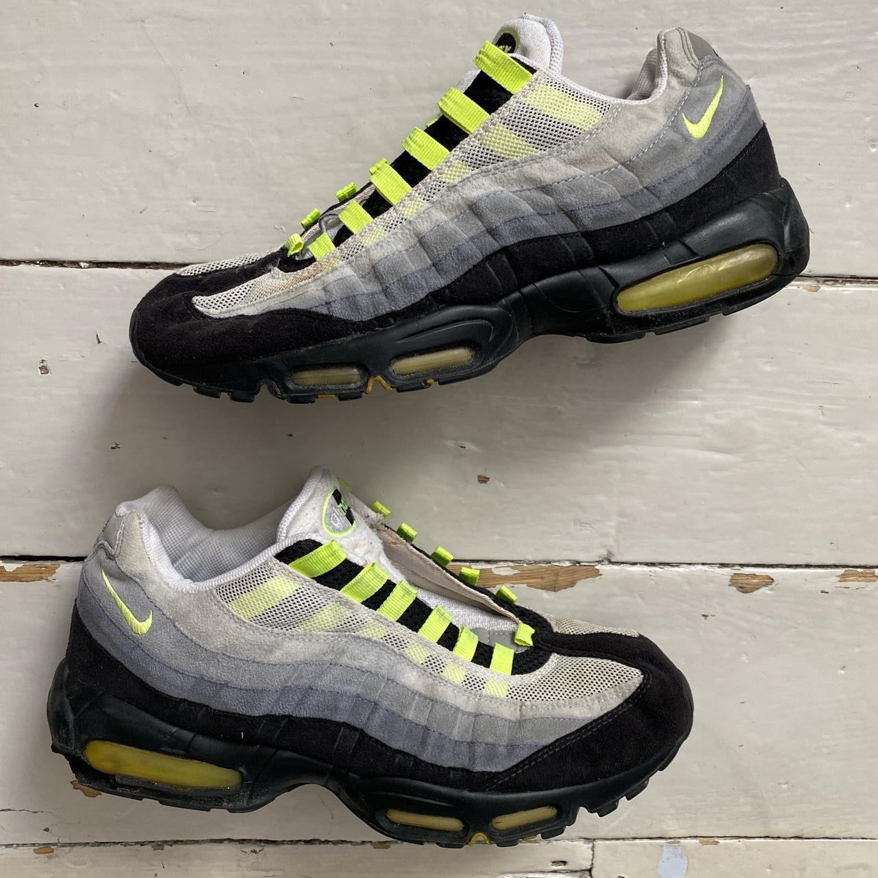Nike Air Max 95 Neon Crumbling (UK 11)